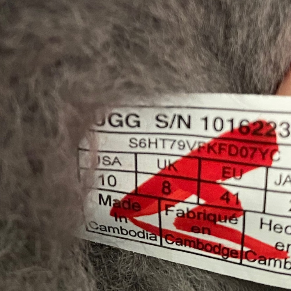 UGG Classic Short Boots Grey 6 - Picture 13 of 16